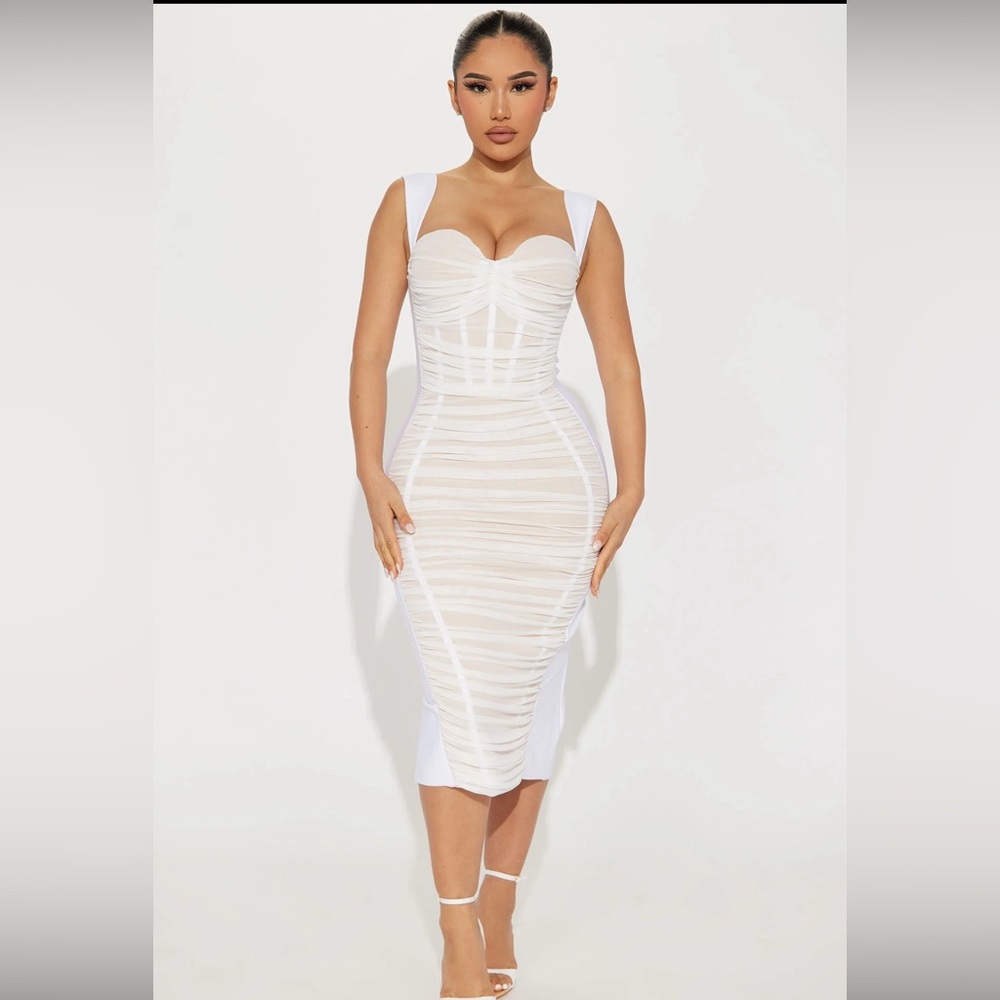 NWTS Fashion Nova Melanie Ruched Bandage MIDI white dress size medium